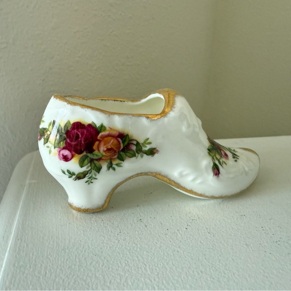 Royal Albert Old Country Roses Miniature Shoe